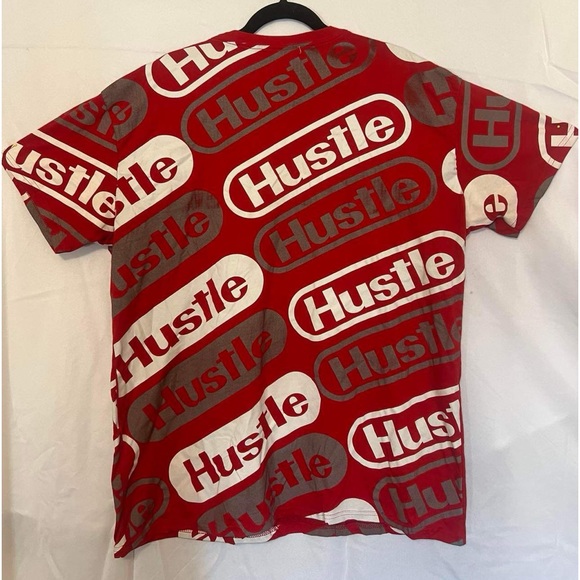 Men’s Graphic tee size 2 xl - Picture 2 of 3